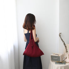 Load image into Gallery viewer, Foldable Pleated Shoulder Bag