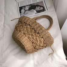 Load image into Gallery viewer, Straw bag