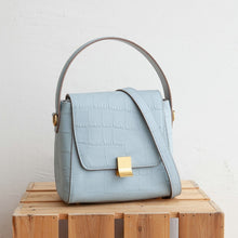 Load image into Gallery viewer, Genuine Leather Alligator Pattern Bucket Bag