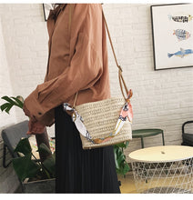 Load image into Gallery viewer, Women Straw  Shoulder Bag