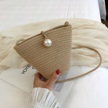 Load image into Gallery viewer, Pearl Design Small Straw Bag